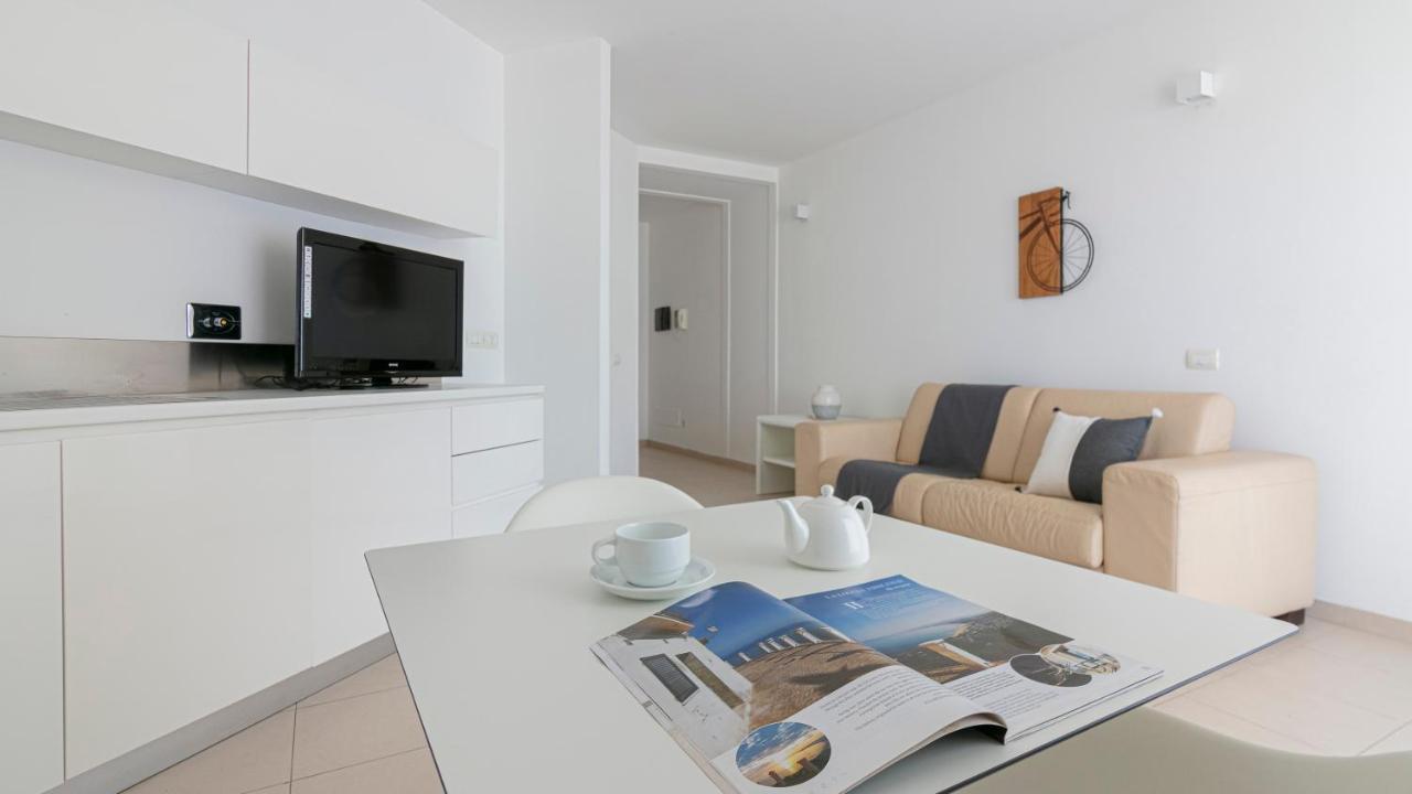 Residenza Excelsior - Bilocali Piano Terra Apartment Marina Di Montenero Exterior photo