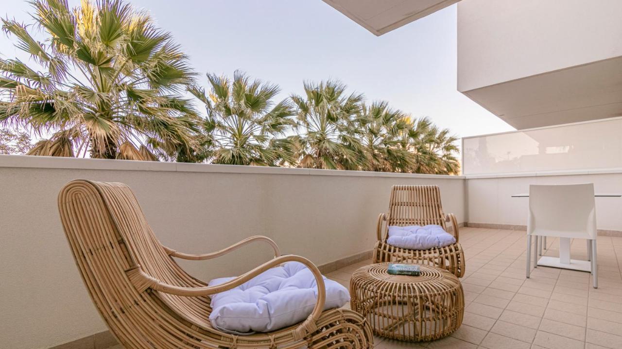Residenza Excelsior - Bilocali Piano Terra Apartment Marina Di Montenero Exterior photo