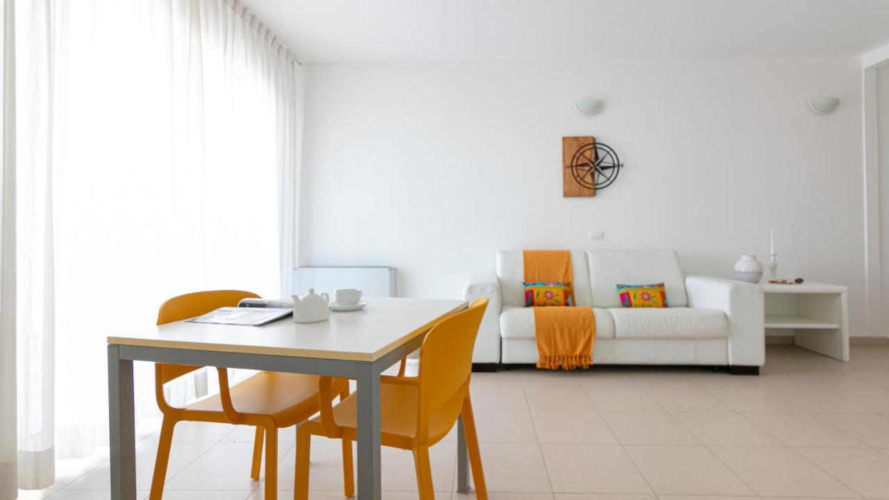 Residenza Excelsior - Bilocali Piano Terra Apartment Marina Di Montenero Exterior photo